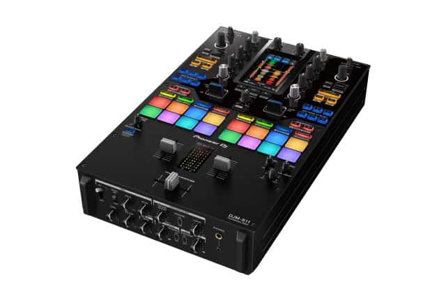 Esto es DJ Pioneer DJM-S11: Scratch Bank, controles de cuatro decks y más 2