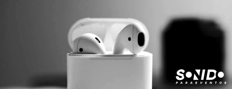 Google Pixel Buds Vs Apple AirPods: la batalla de los auriculares